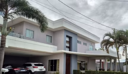Casa dúplex de alto padrão no  Green club