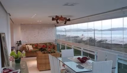 Apartamento Alto Padrão na Praia do Forte em Cabo Frio