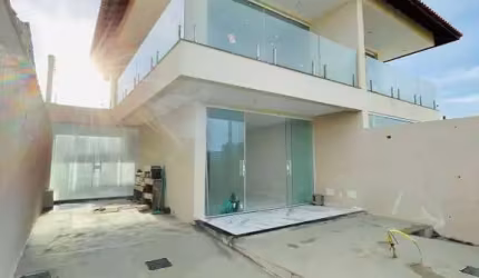 Lindíssima casa nova com vista frontal para Praia do Foguete!
