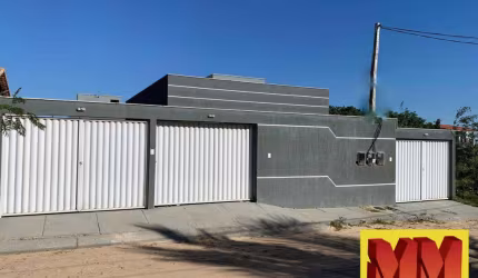 Casa Térrea e Independente no Bairro Vila do Peró em Cabo Frio.
