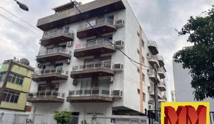 Amplo Apartamento na Praia do Forte em Cabo Frio