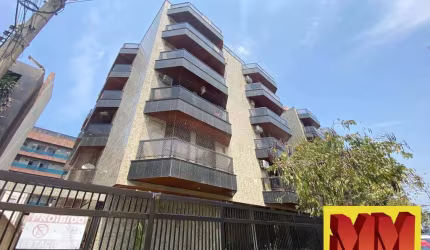 Apartamento amplo e bem localizado na Passagem em Cabo Frio