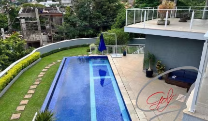 Casa no condomínio São Paulo II em cotia