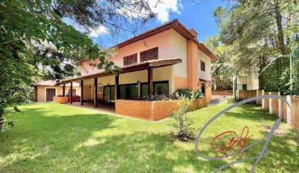 Ótima casa de campo em Cotia