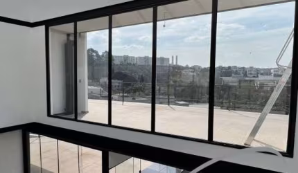 Casa de alto padrão com 3 suítes e 6 vagas em condomínio no Jardim Caiapia, Cotia-SP: aproveite essa oportunidade!