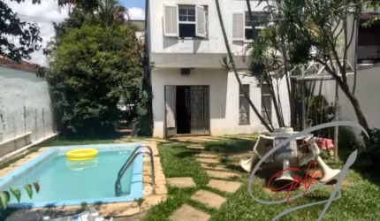 Impecável residência de 4 quartos e 1 suíte em Adalgisa, Osasco-SP: 200,00 m² de conforto e elegância!