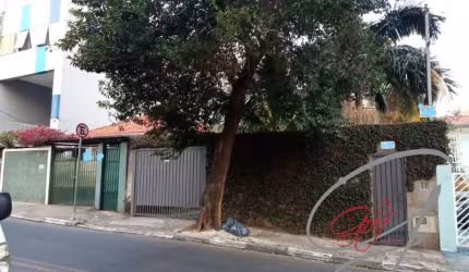 BELÍSSIMO TERRENO NO BAIRRO VILA YARA, COM 440M², PRÓPRIO PARA CONSTRUTORA EXCELENTE LOCALIZAÇÃO.