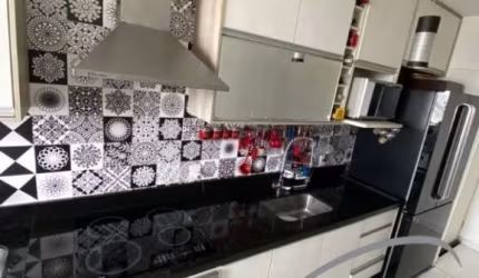 Belíssimo apartamento no Condomínio Fellicitta Quitauna - andar alto - 57 m² - 2 dormitórios, varanda fechada com vidro integrada com a sala, 2 vagas.