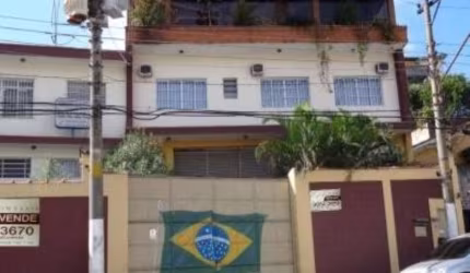 Galpão no Jaguaré com 740 m²  em localização privilegiada.