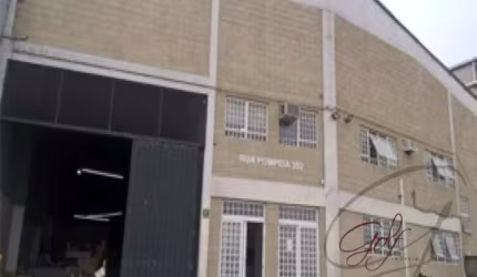 Galpão Comercial em Barueri-SP: Venda ou Locação na Chácaras Marco - 1 Sala, 900m² de Área
