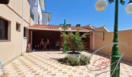 Imperdível oportunidade: Casa de alto padrão com 4 quartos e 2 suítes na Vila São Francisco, São Paulo-SP. Confira!