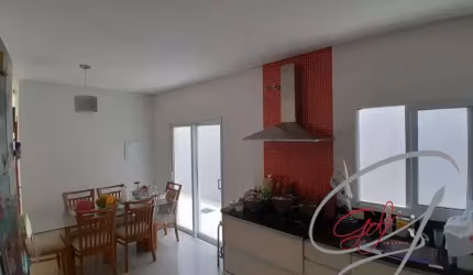 CASA PARA VENDA NO BAIRRO UMUARAMA, EM OSASCO.
