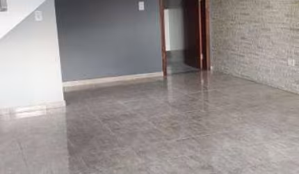 Casa à venda em Osasco-SP, Jardim D'abril: 3 quartos, 3 suítes, 2 salas, 3 banheiros, 4 vagas, 180m²!