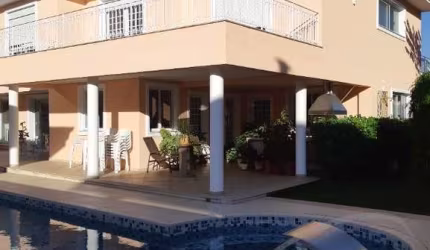 Casa de luxo em condomínio na Vila São Francisco, Osasco-SP: 5 quartos, 5 suítes, 3 salas, 6 banheiros, 8 vagas, 900m².