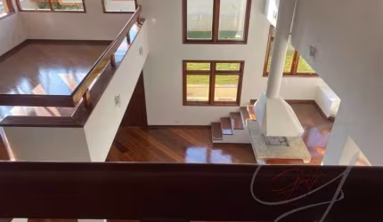 Casa para locação em São Paulo-SP, bairro Cidade São Francisco: 4 quartos, 2 suítes, 5 salas, 5 banheiros, 2 vagas, 350m².