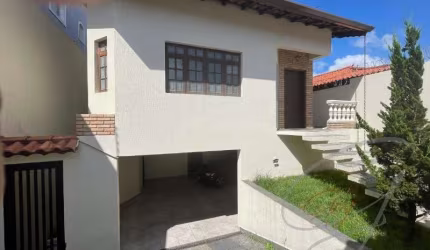 Casa no Jardim Adalgisa para venda e locação.