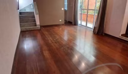 LINDA CASA , ÓTIMA LOCALIZAÇÃO!150 METROS COM 4 QUARTOS,SALA , COZINHA , 2 VAGAS NA VILA SÃO FRANCISCO