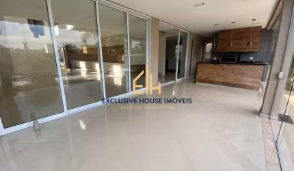 Belíssima casa a venda no Residencial 02 com 4 suítes e 4 vagas de garagem