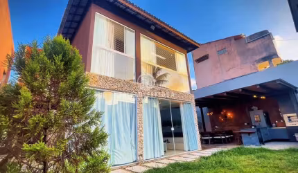 Casa para Venda em Salvador, Piatã, 5 dormitórios, 2 suítes, 4 banheiros, 2 vagas