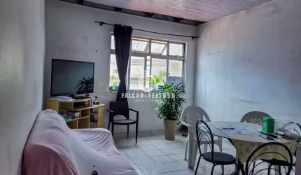 Casa para Venda em Salvador, Brotas, 2 dormitórios, 1 banheiro