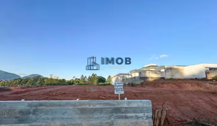 Terreno com 1.159m² de área total, Jaraguá Esquerdo