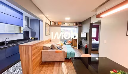 Apartamento mobiliado com sacada e churrasqueira