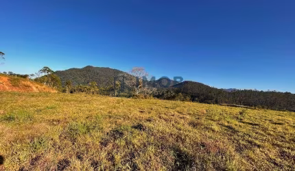 Terreno de 66.587,30 m2 em Bruderthal