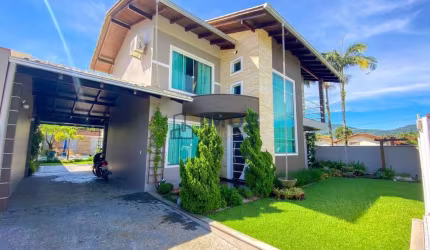 Casa com 1 suíte + 2 quartos, Rio Hern - Schroeder