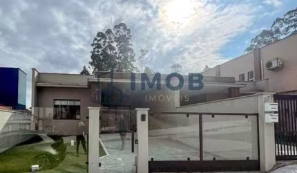 Casa Geminada Semimobiliada com 1 suíte + 1 quarto, Nova Esperança