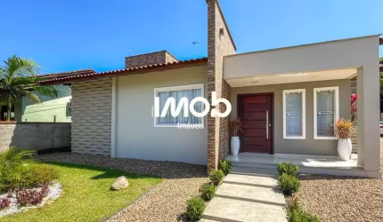 Casa Mobiliada com 1 Suíte + 2 Quartos, Centro de Schroeder