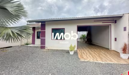 Casa com 2 Quartos, Três Rios do Sul