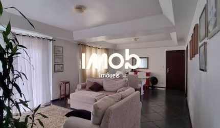Apartamento Semimobiliado com 1 suíte + 2 quartos, Centro