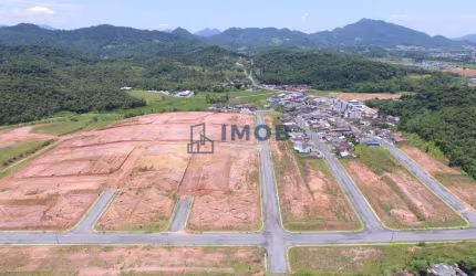 Terreno com 367 m² de área total, Três Rios do Norte
