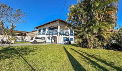 Casa com 1 Suíte + 2 Quartos, Vila Lalau