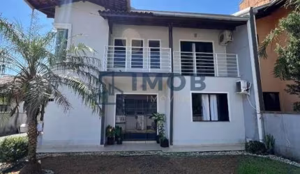 Casa Geminada com 1 suíte + 2 quartos, Barra do Rio Cerro - Jaraguá do Sul