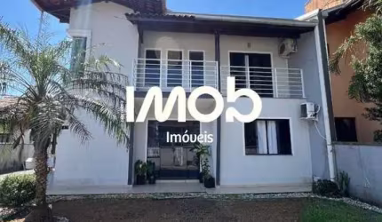 Casa Geminada com 1 suíte + 2 quartos, Barra do Rio Cerro - Jaraguá do Sul
