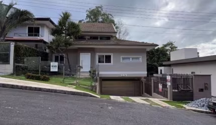 Casa com 1 suíte + 2 quartos, Amizade - Jaraguá do Sul
