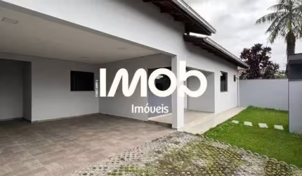 CASA COM 1 SUÍTE + 2 QUARTOS NO BAIRRO JARAGUÁ 99