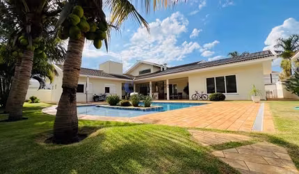 Casa de 4 dormitórios e piscina no Cond. Res. Damha II em São Carlos.