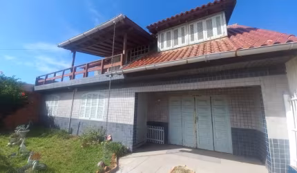 Casa com cômodos amplos