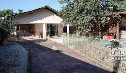 Casa com 2 dormitórios à venda, 175 m² por R$ 750.000,00 - Centro - Balneário Piçarras/SC