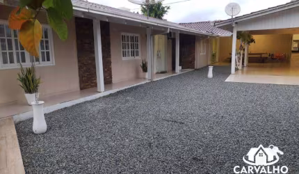 Casa com piscina e 2 dormitórios para alugar, 160 m² por R$ 4.627/mês incluso  IPTU, taxa de lixo e garantia locatícia - Itajuba - Barra Velha/SC