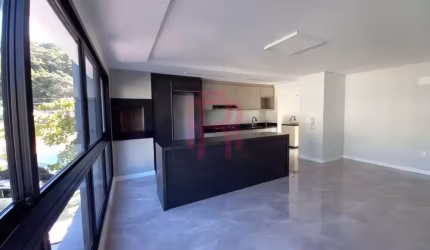 Apartamento para locação anual no bairro da Barra em Balneário Camboriú