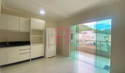 Apartamento, 02 dormitórios para locação anual em Balneário Camboriú