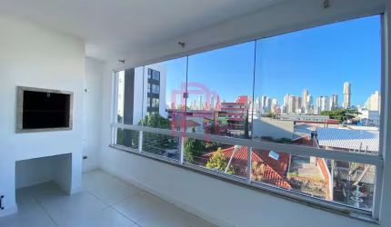 Apartamento diferenciado para locação, 03 dormitórios em Balneário Camboriú