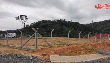 Terreno 750 m², Frente para Br-470, próximo a Segalas , entrada para o bairro Belchior.