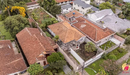 Imóvel para venda tem 696 metros quadrados em Jardim Social - Curitiba - PR