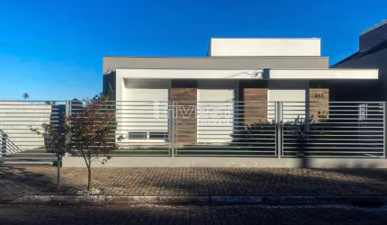 Casa com 3 quartos à venda na Avenida Leo Kraether, 1800, Country, Santa Cruz do Sul, 184 m2 por R$ 1.200.000