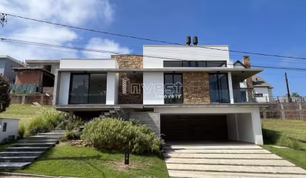 Casa à venda em Condomínio Fechado em Santa Cruz do Sul - RS