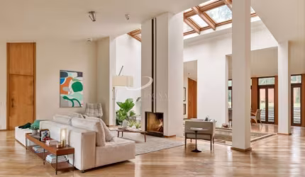 Casa de condomínio, 1300 m2, 5 suítes, 8 banheiros, 9 vagas, para venda, Chácara Flora.